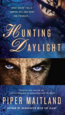 Hunting Daylight (9781101619032)